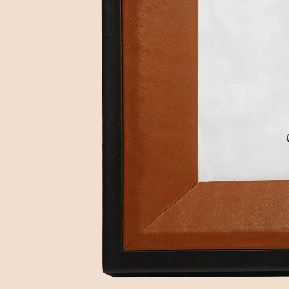 Capella Leather Photo Frame