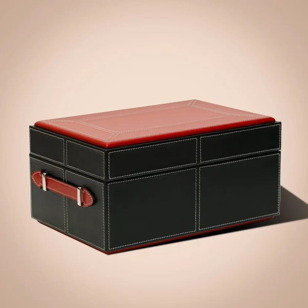 Limited Edition Chateau Poker Set