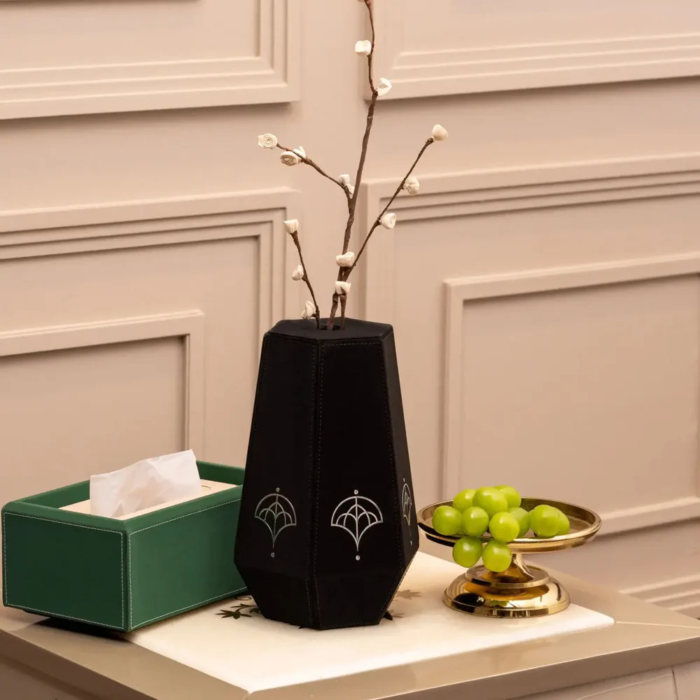 Naxora Flower Vase - Small