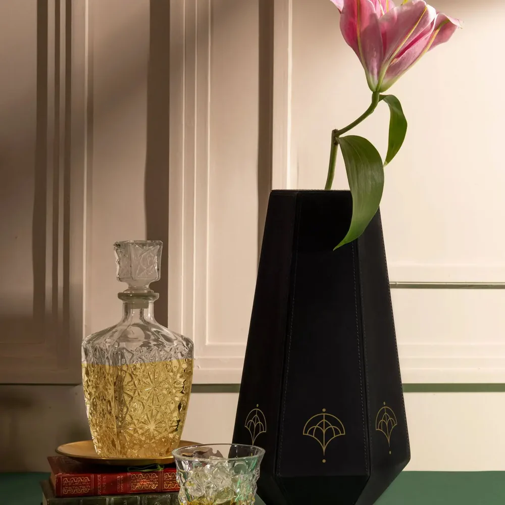 Naxora Flower Vase - Small