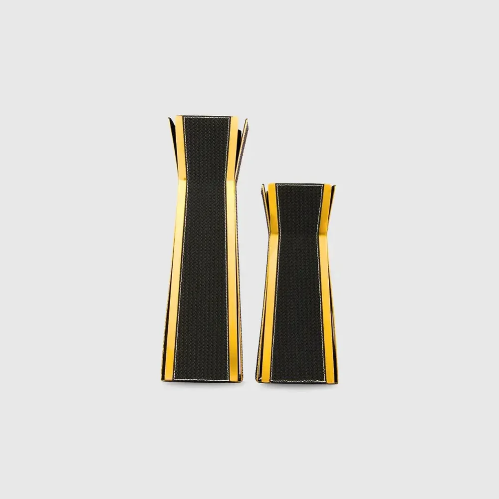 Nordic Flower Vase – Dark Brushed Gold