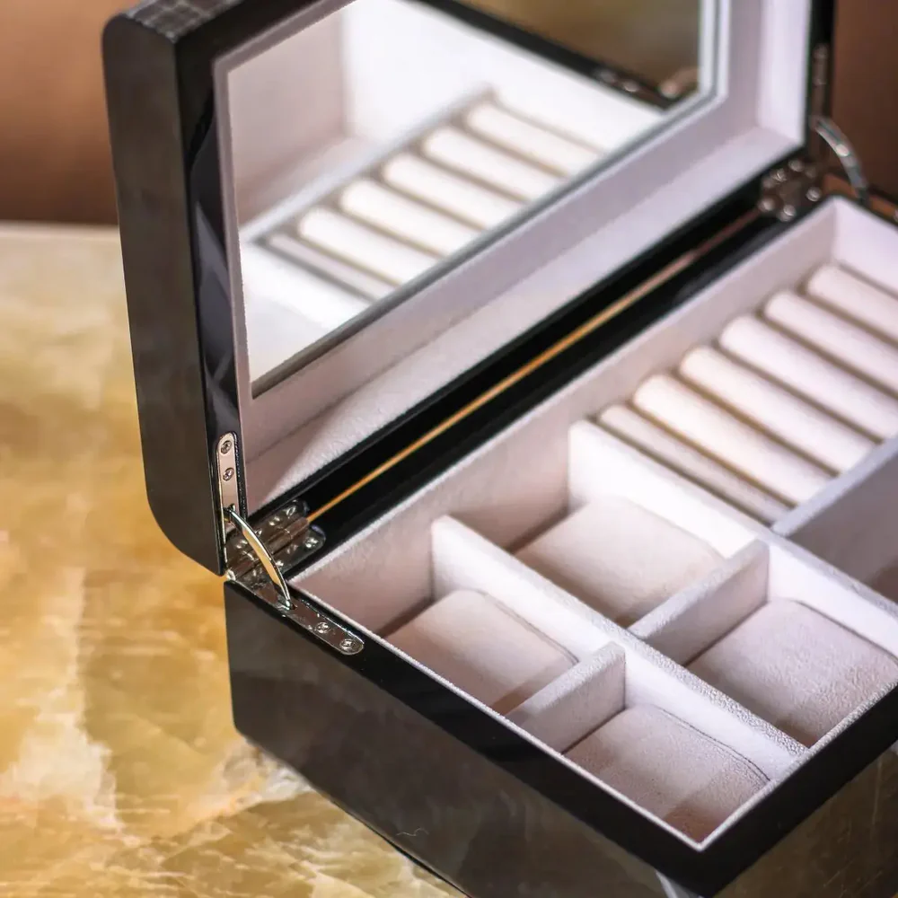 Radiance Time Piece/Jewel Box With Lock