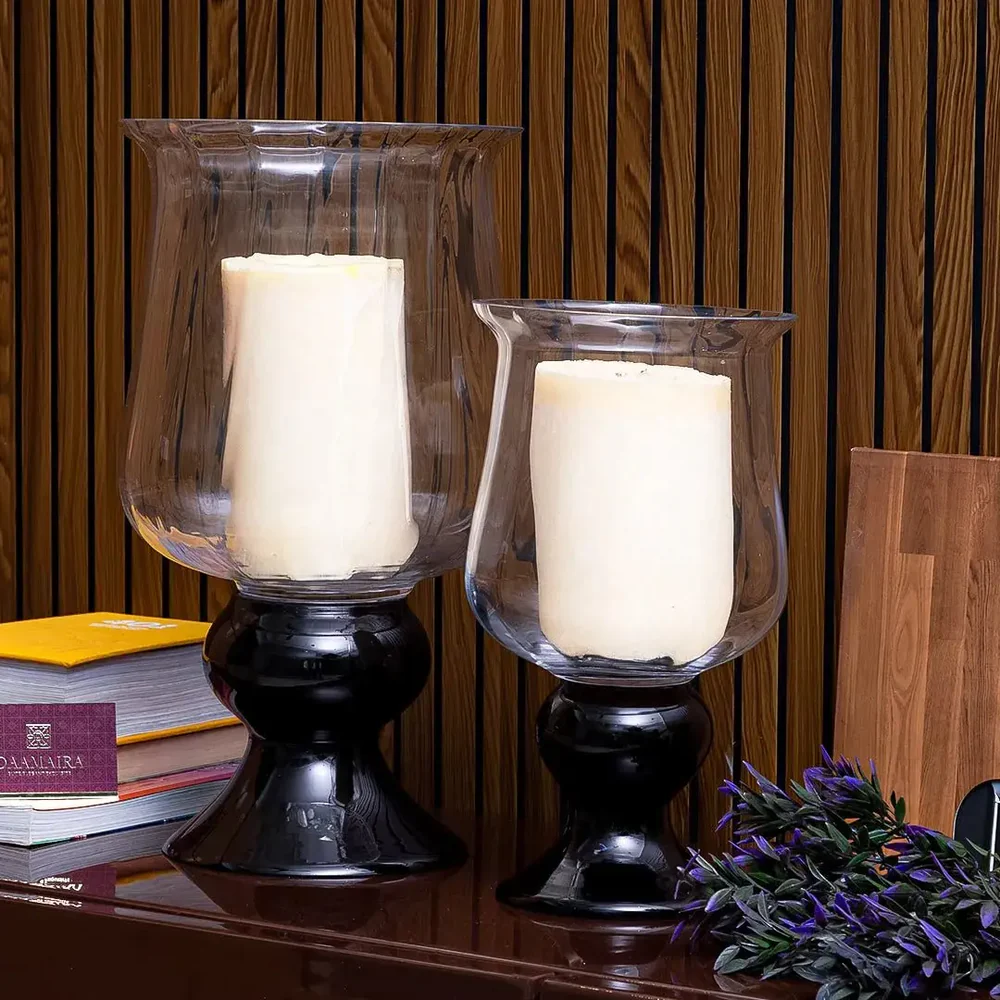 radiant-clear-vase-with-black-base-small-8718466