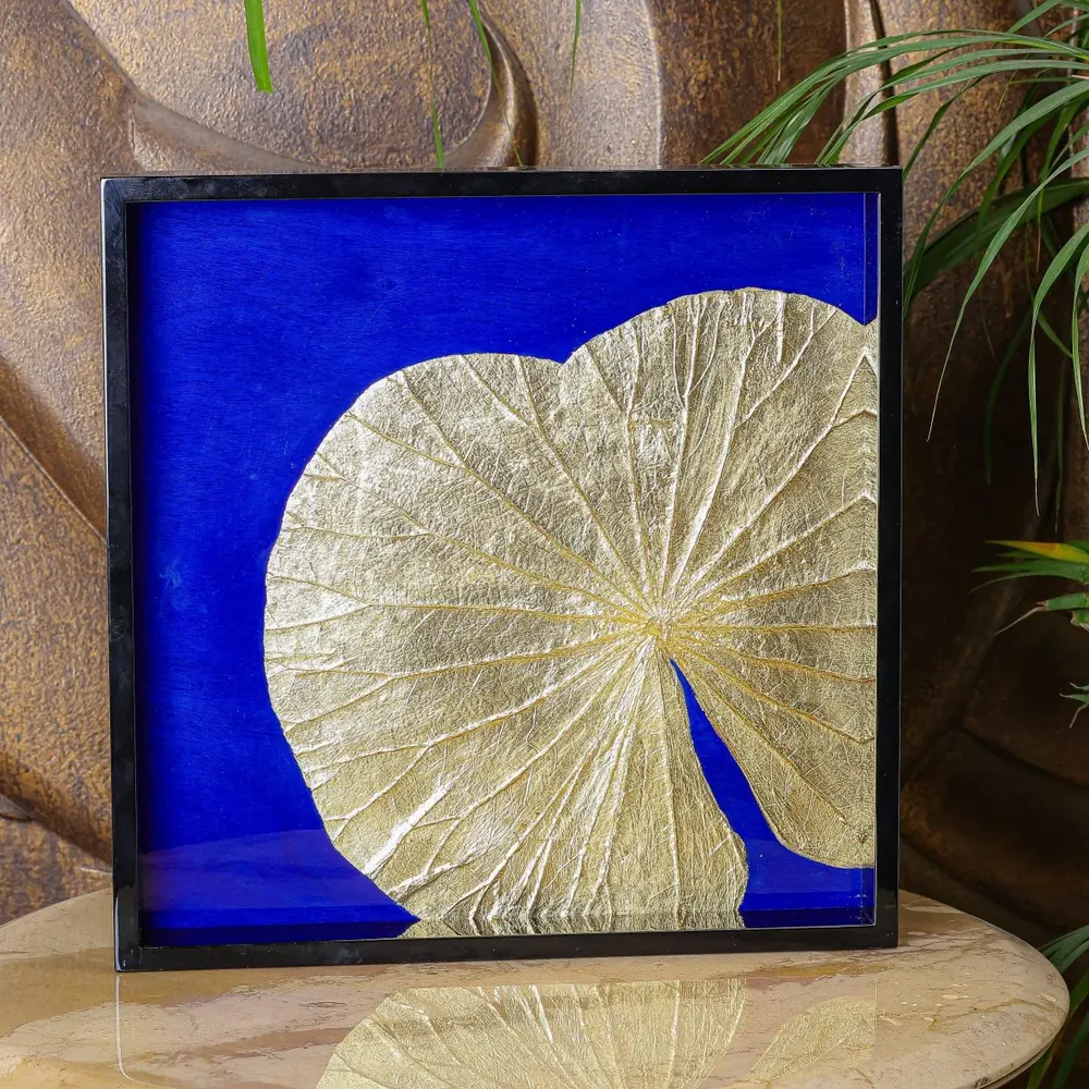 the-gold-leaf-serving-vanity-tray-3829851