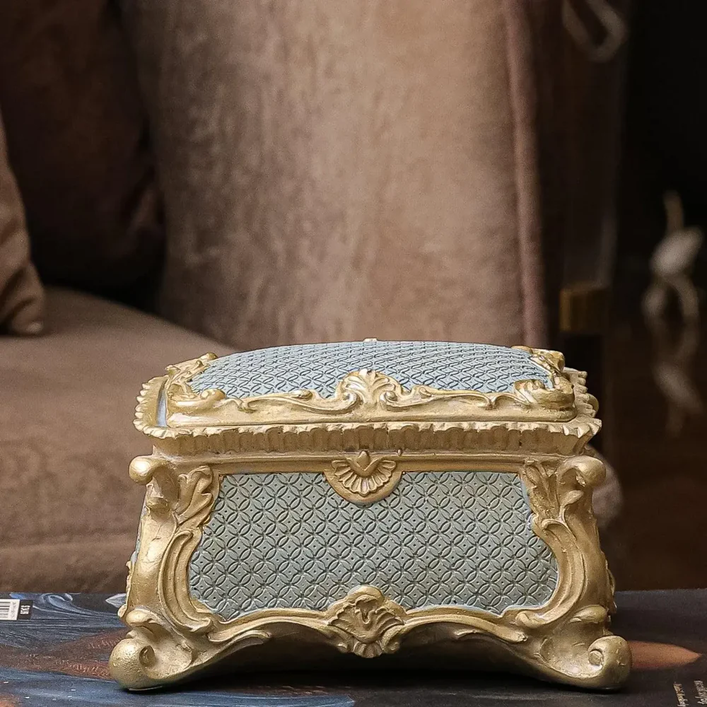 The Imperial Storage Box